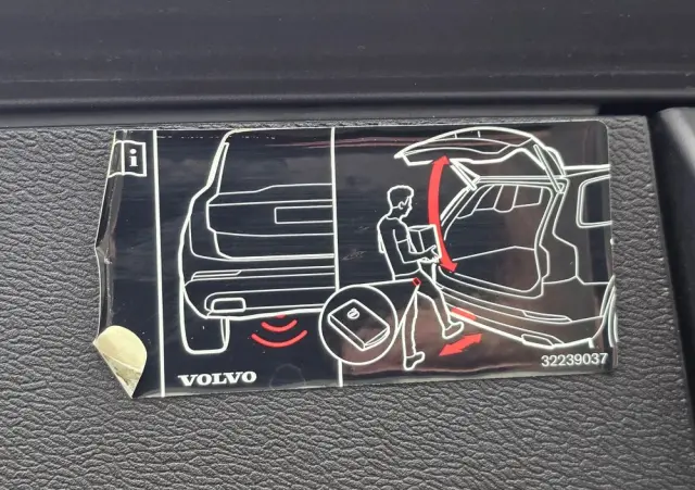 VOLVO XC 60 D4 SCR AWD Inscription