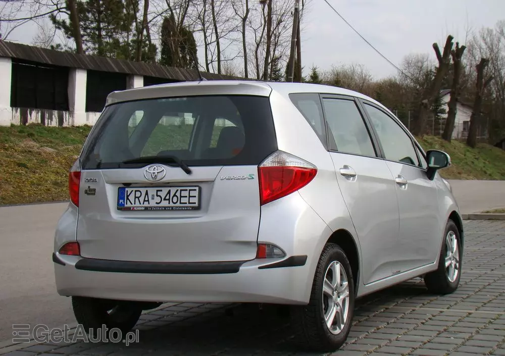TOYOTA Verso S 1.33 VVT-i Start-Stop Multidrive Life