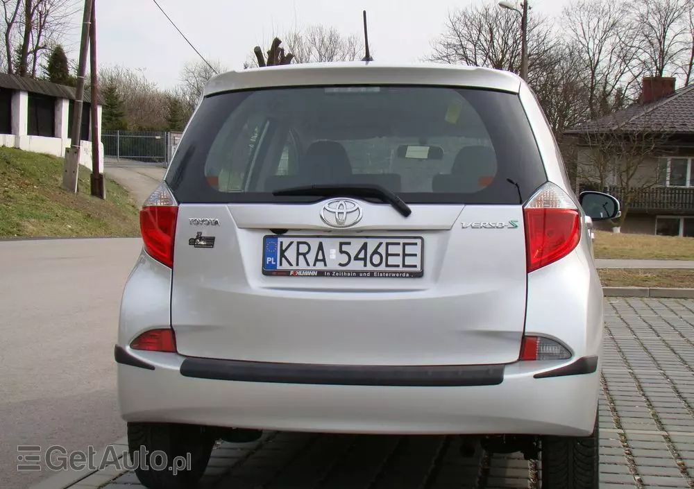 TOYOTA Verso S 1.33 VVT-i Start-Stop Multidrive Life