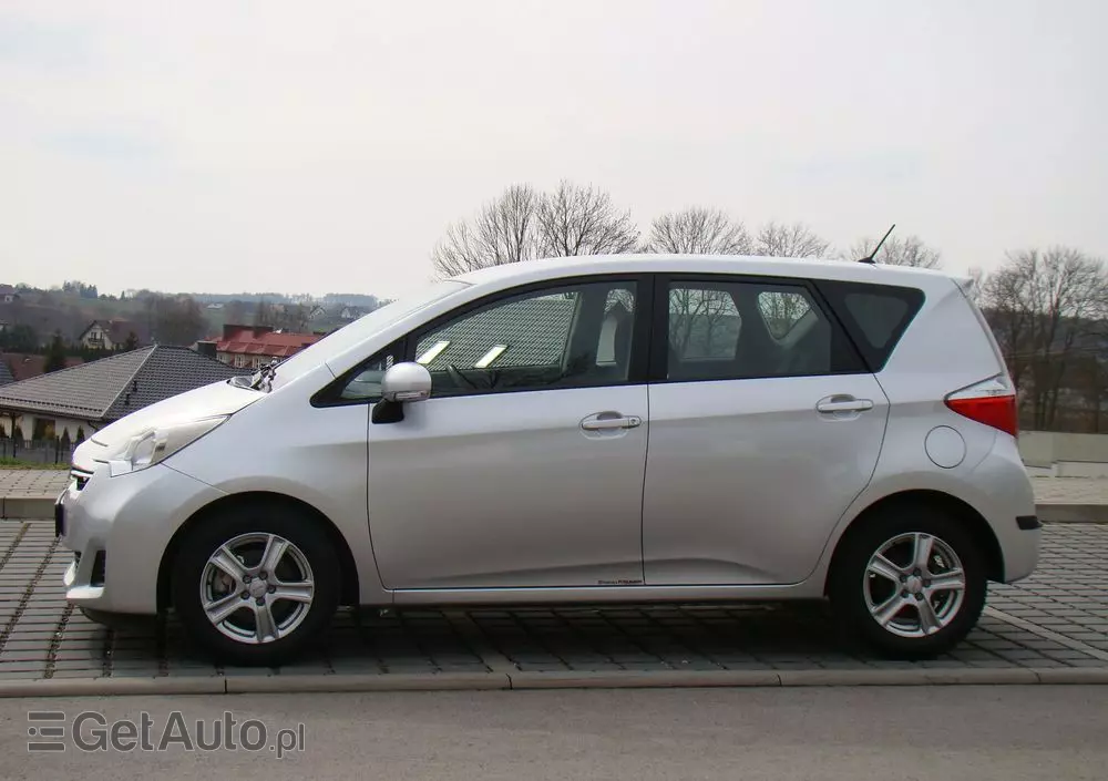 TOYOTA Verso S 1.33 VVT-i Start-Stop Multidrive Life