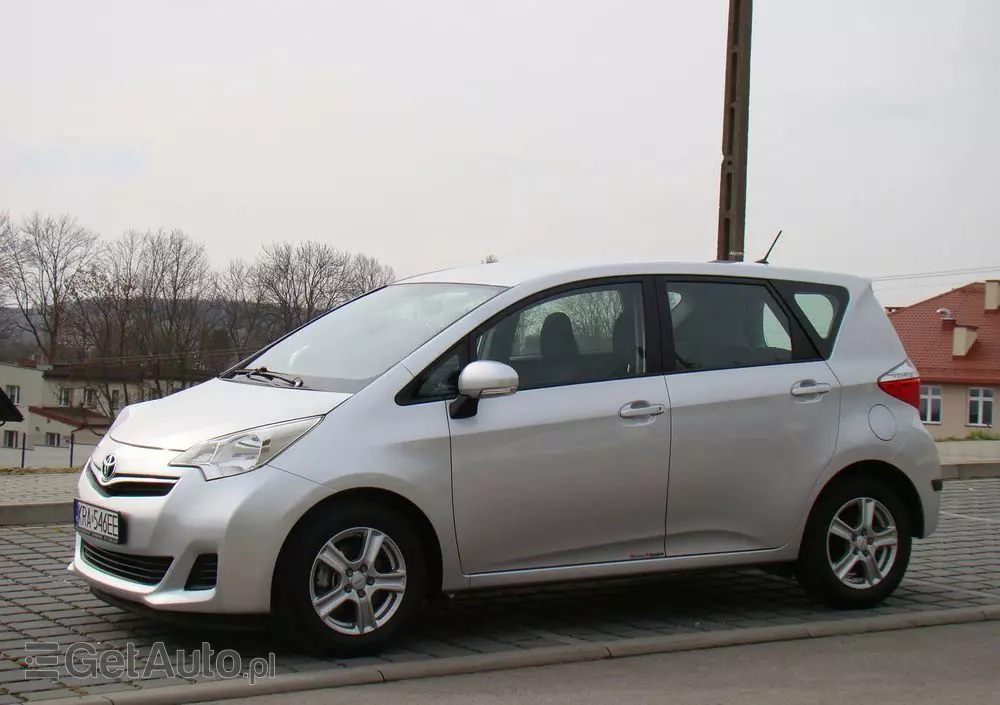 TOYOTA Verso S 1.33 VVT-i Start-Stop Multidrive Life