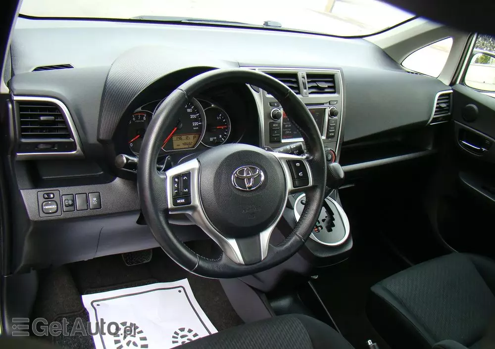 TOYOTA Verso S 1.33 VVT-i Start-Stop Multidrive Life