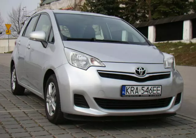 TOYOTA Verso S 1.33 VVT-i Start-Stop Multidrive Life