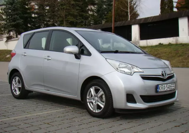 TOYOTA Verso S 1.33 VVT-i Start-Stop Multidrive Life