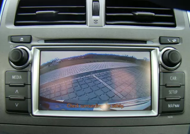 TOYOTA Verso S 1.33 VVT-i Start-Stop Multidrive Life