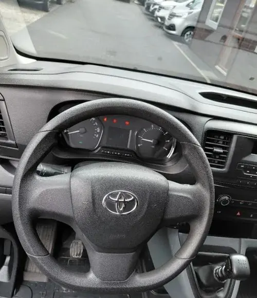 TOYOTA Proace 