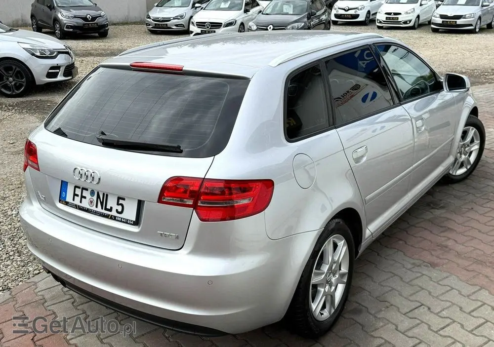 AUDI A3 