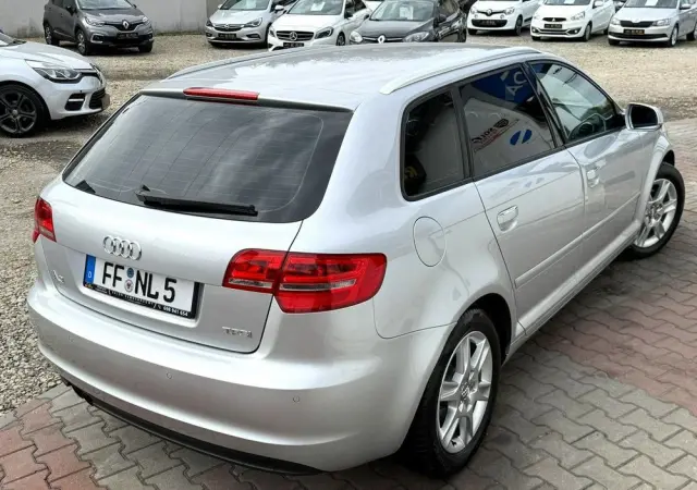 AUDI A3 