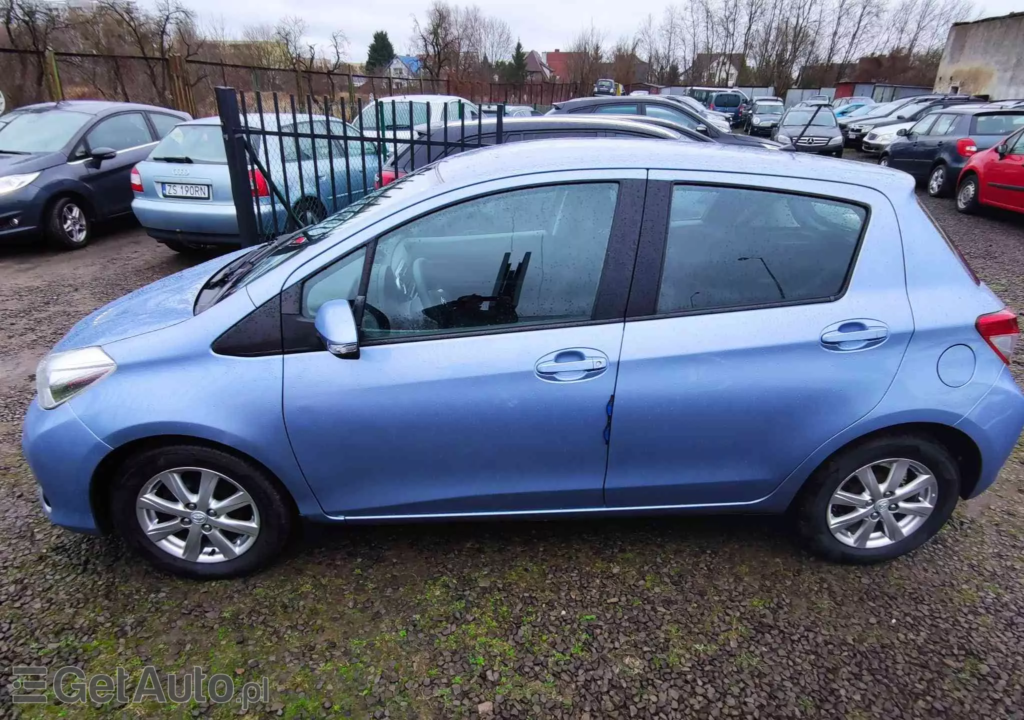 TOYOTA Yaris 1.33 Life