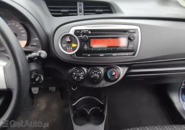 TOYOTA Yaris 1.33 Life