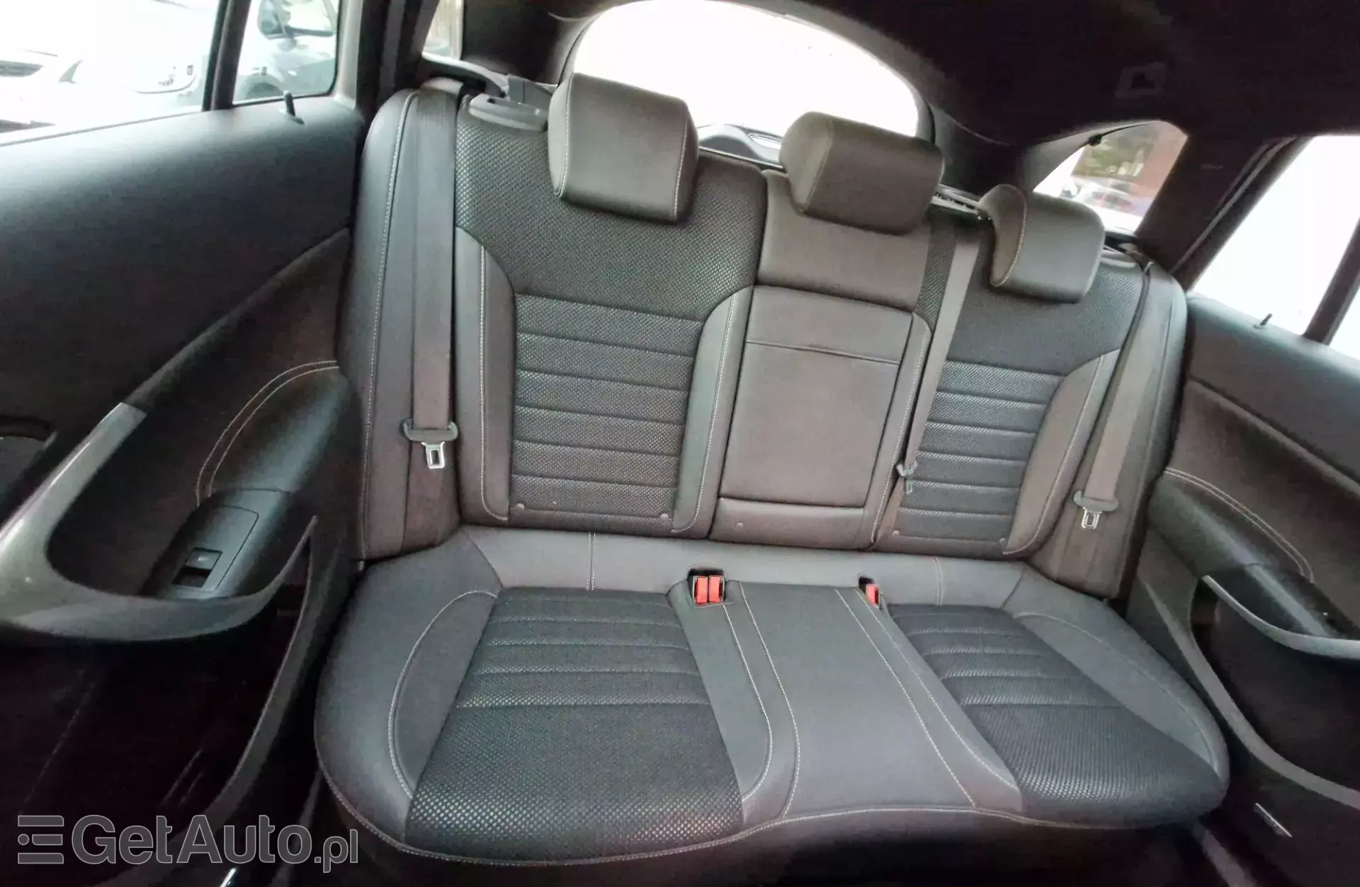 OPEL Insignia OPC 2.8 V6 Turbo (325 KM) 4x4