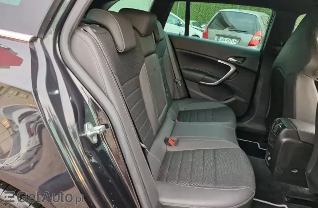 OPEL Insignia OPC 2.8 V6 Turbo (325 KM) 4x4