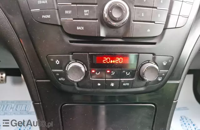 OPEL Insignia OPC 2.8 V6 Turbo (325 KM) 4x4