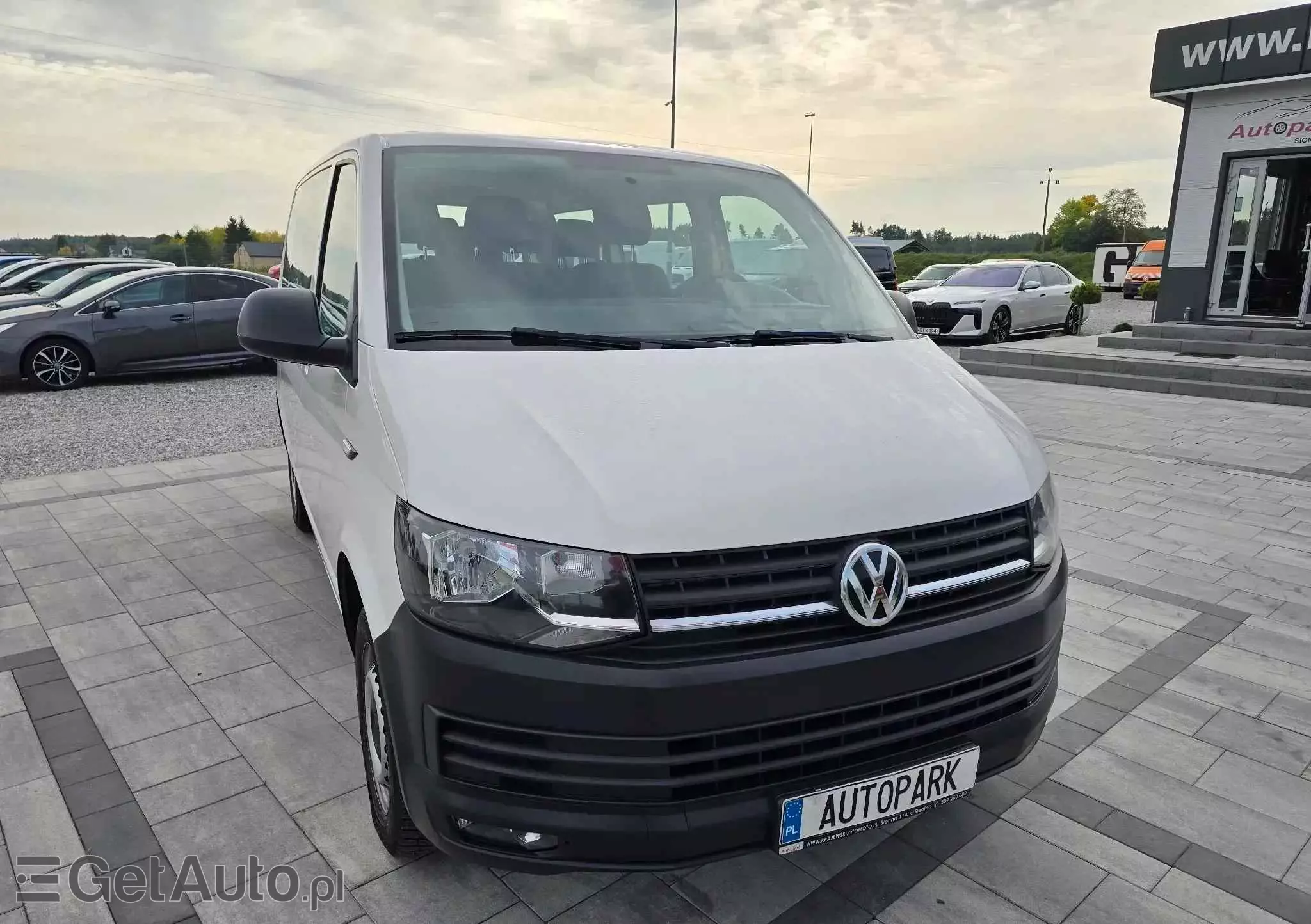 VOLKSWAGEN Transporter 