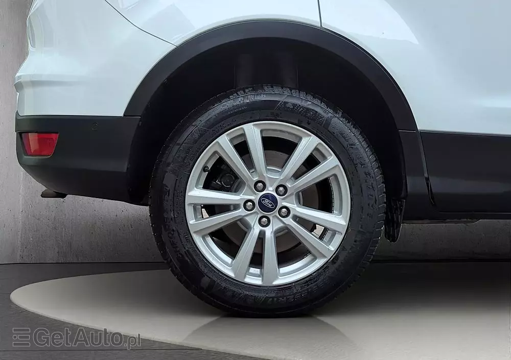 FORD Kuga 1.5 EcoBoost FWD Titanium ASS