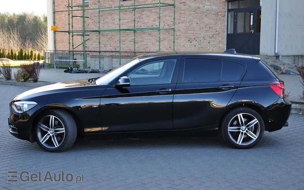 BMW Seria 1 120d Sport-Aut Sport Line