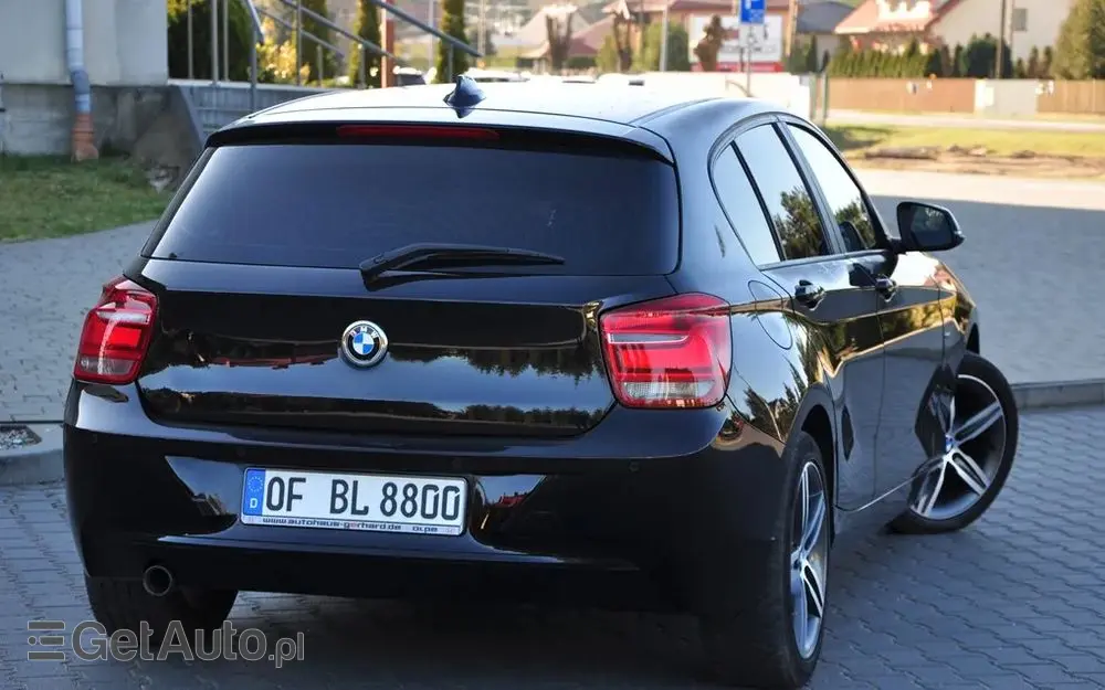 BMW Seria 1 120d Sport-Aut Sport Line