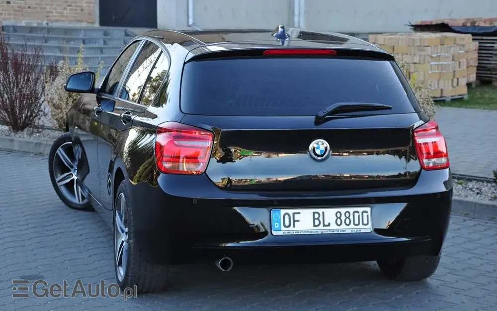 BMW Seria 1 120d Sport-Aut Sport Line