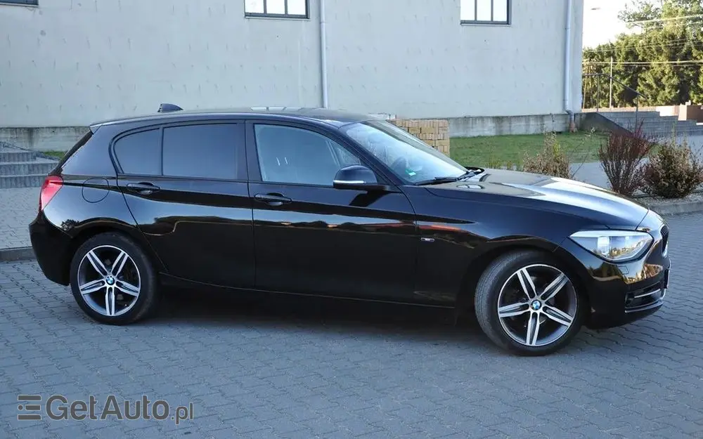 BMW Seria 1 120d Sport-Aut Sport Line