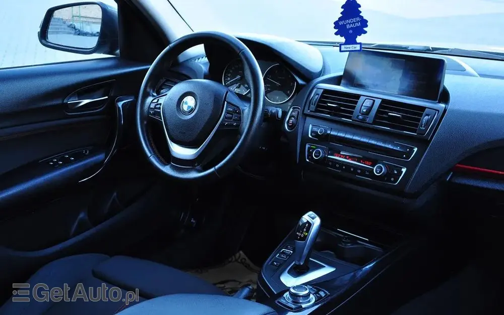 BMW Seria 1 120d Sport-Aut Sport Line