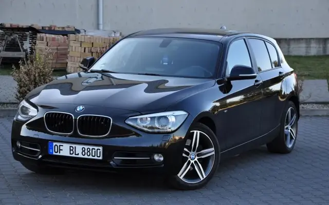BMW Seria 1 120d Sport-Aut Sport Line