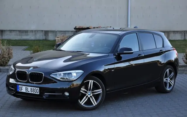 BMW Seria 1 120d Sport-Aut Sport Line
