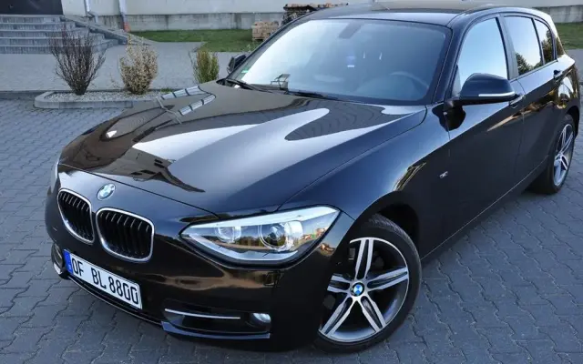 BMW Seria 1 120d Sport-Aut Sport Line