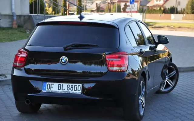 BMW Seria 1 120d Sport-Aut Sport Line