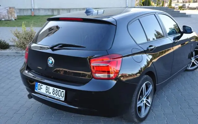 BMW Seria 1 120d Sport-Aut Sport Line