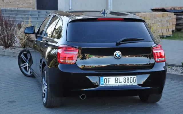 BMW Seria 1 120d Sport-Aut Sport Line