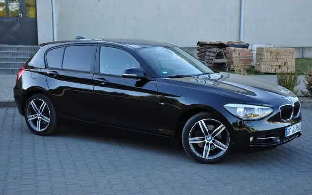 BMW Seria 1 120d Sport-Aut Sport Line