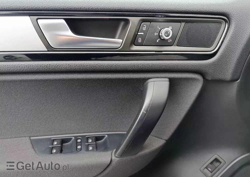 VOLKSWAGEN Touareg 3.0 V6 TDI 4XMot BMT