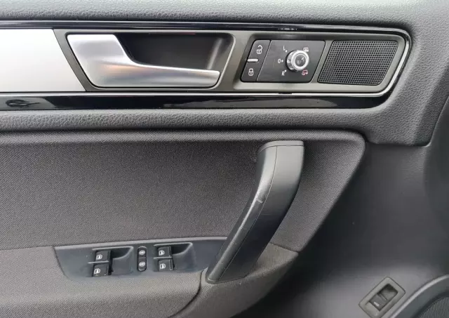 VOLKSWAGEN Touareg 3.0 V6 TDI 4XMot BMT