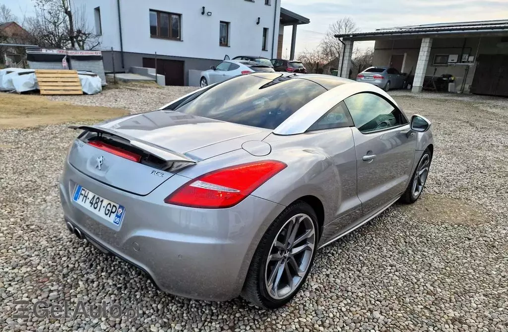 PEUGEOT RCZ 