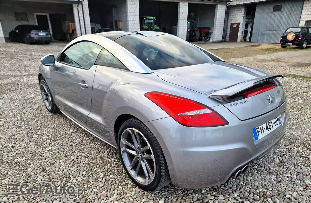 PEUGEOT RCZ 