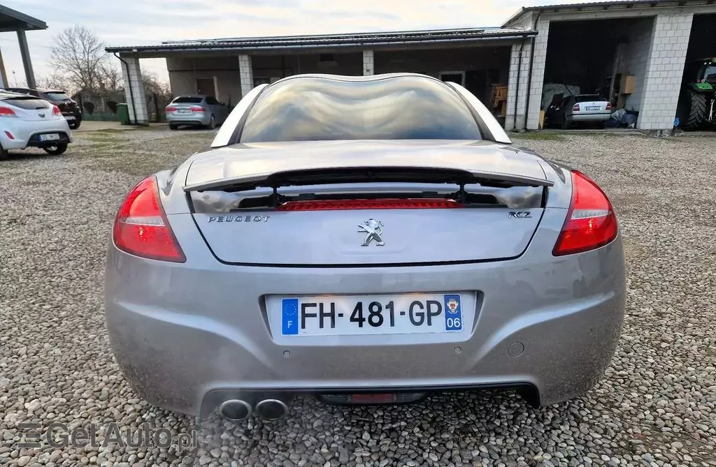 PEUGEOT RCZ 