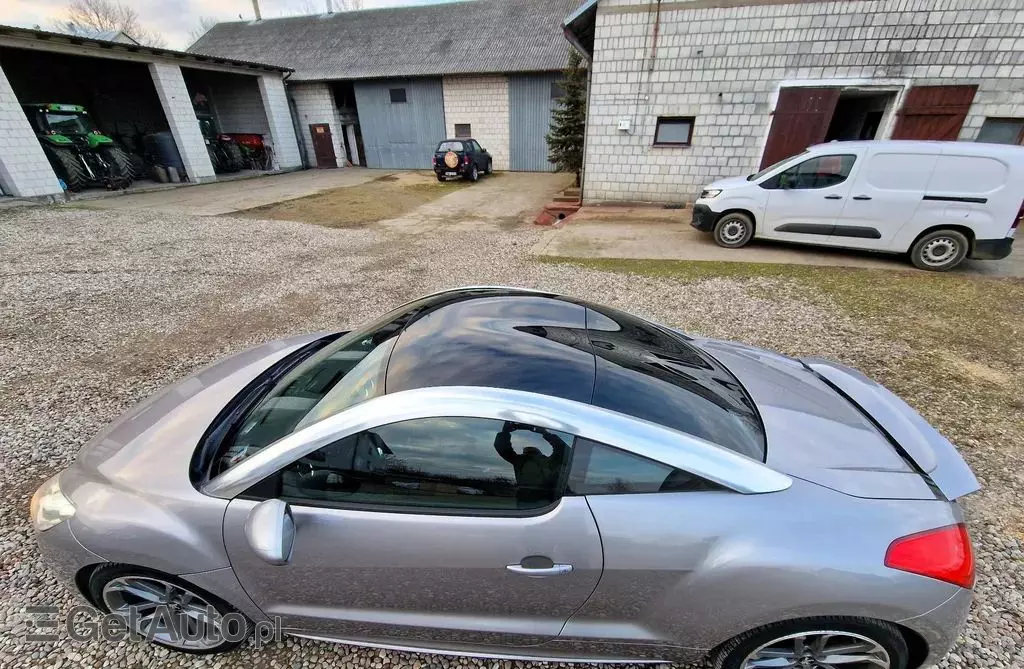 PEUGEOT RCZ 