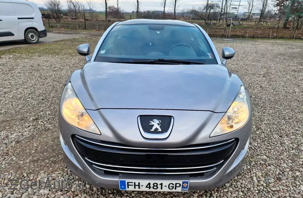 PEUGEOT RCZ 