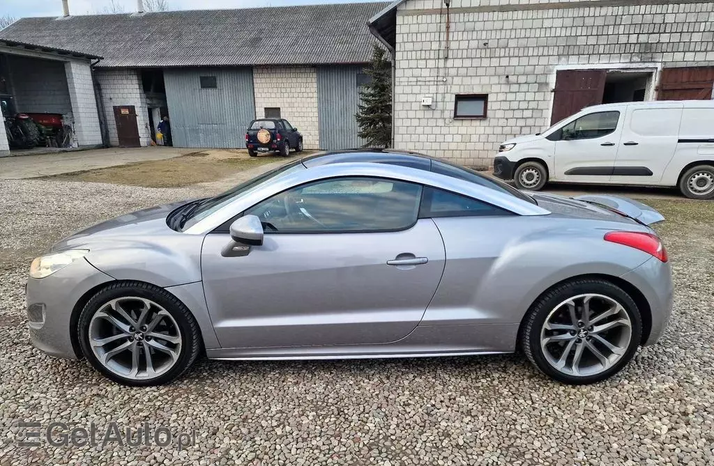 PEUGEOT RCZ 