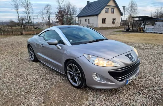 PEUGEOT RCZ 