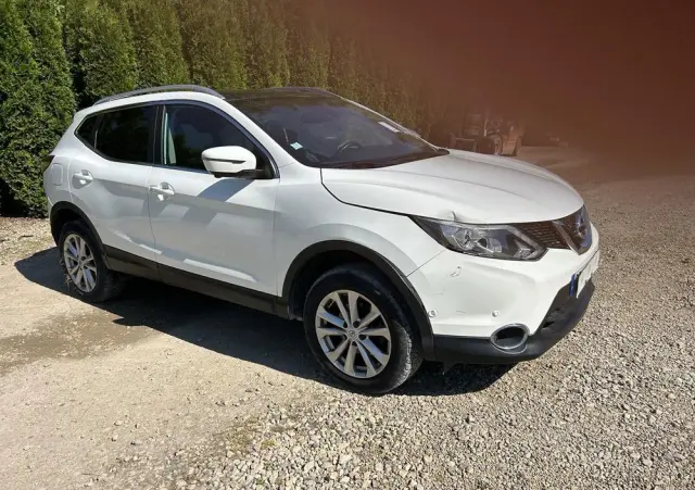 NISSAN Qashqai 1.6 DCi 4x4 Tekna