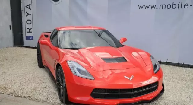 CHEVROLET Corvette 