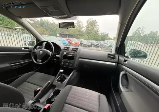 VOLKSWAGEN Golf Comfortline