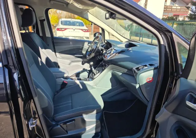 FORD Grand C-MAX 2.0 TDCi Titanium