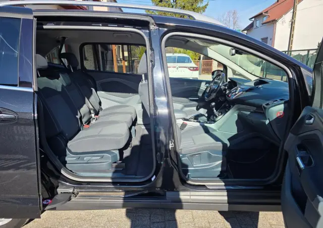 FORD Grand C-MAX 2.0 TDCi Titanium