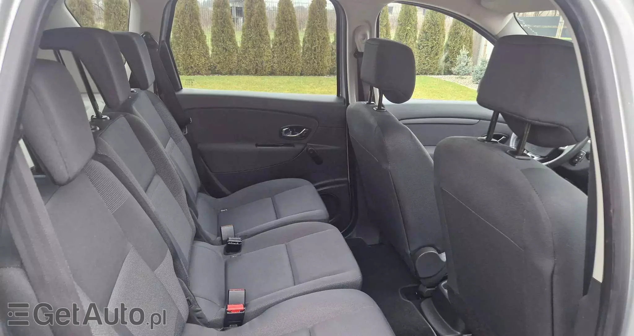 RENAULT Scenic 1.6 16V 110 TomTom Edition