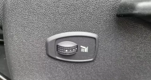 RENAULT Scenic 1.6 16V 110 TomTom Edition