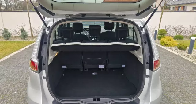 RENAULT Scenic 1.6 16V 110 TomTom Edition