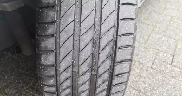 RENAULT Scenic 1.6 16V 110 TomTom Edition