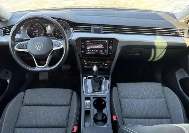 VOLKSWAGEN Passat 1.5 TSI EVO Business DSG